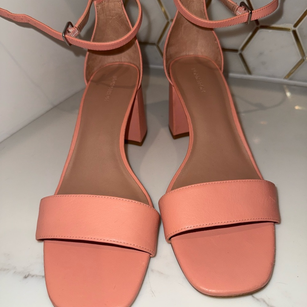 New Nordstrom Peach Block Heel Sandals Sz 9.5
